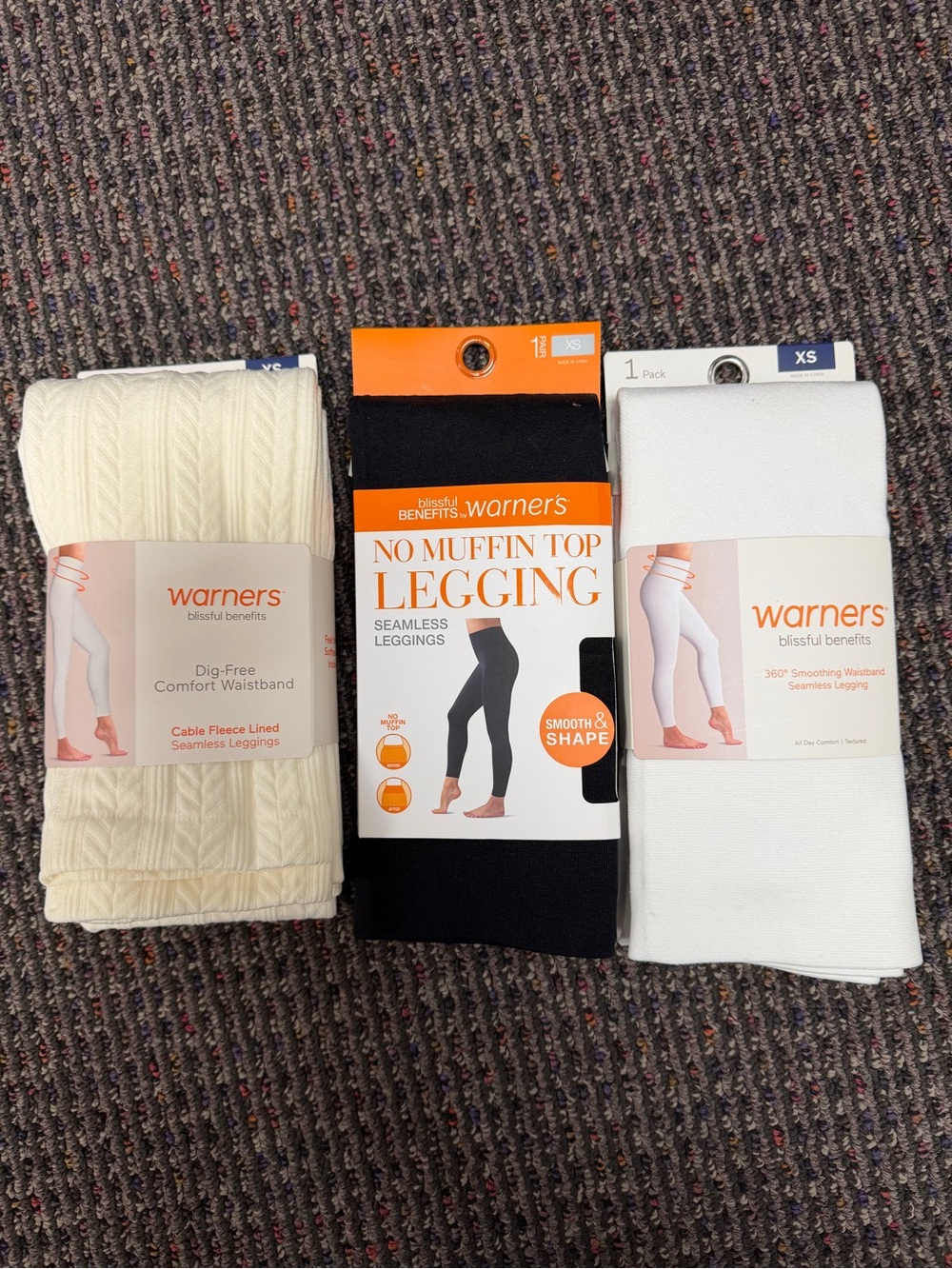 Warner's Seamless Leggings Trio in Black, Cream, White women’s size XS